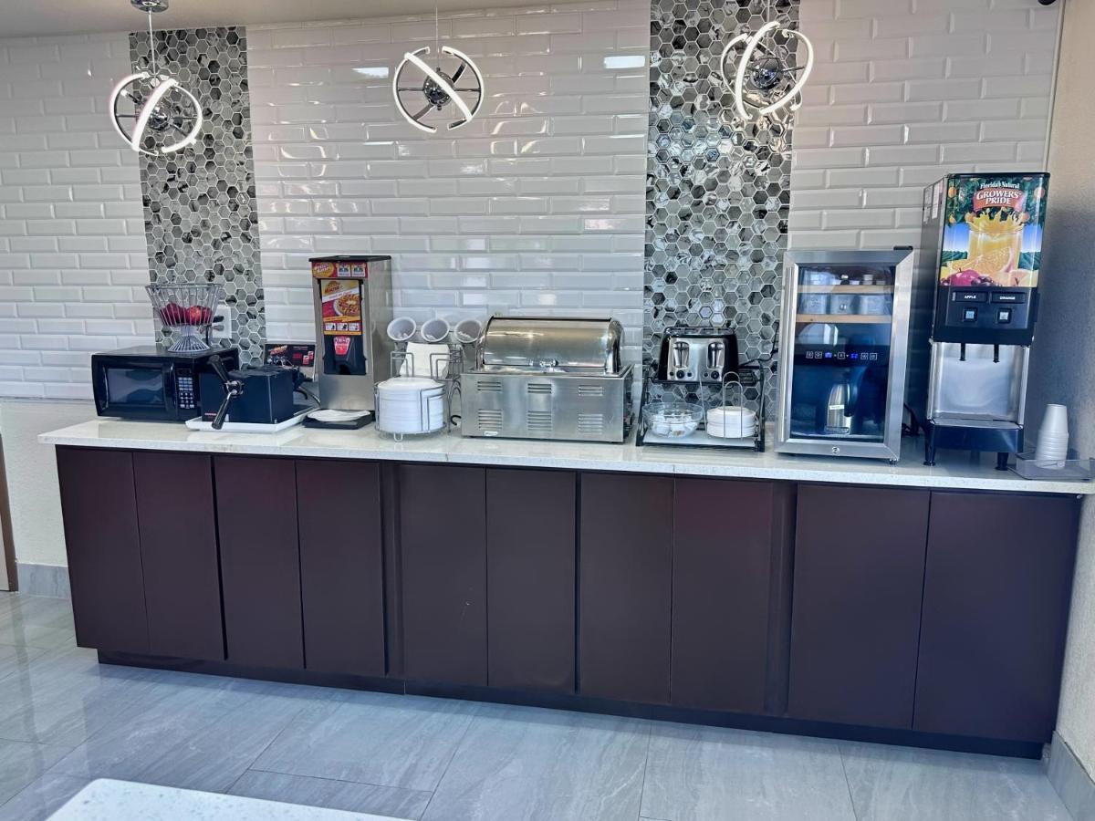 Super 8 By Wyndham Prattville Montgomery Zewnętrze zdjęcie